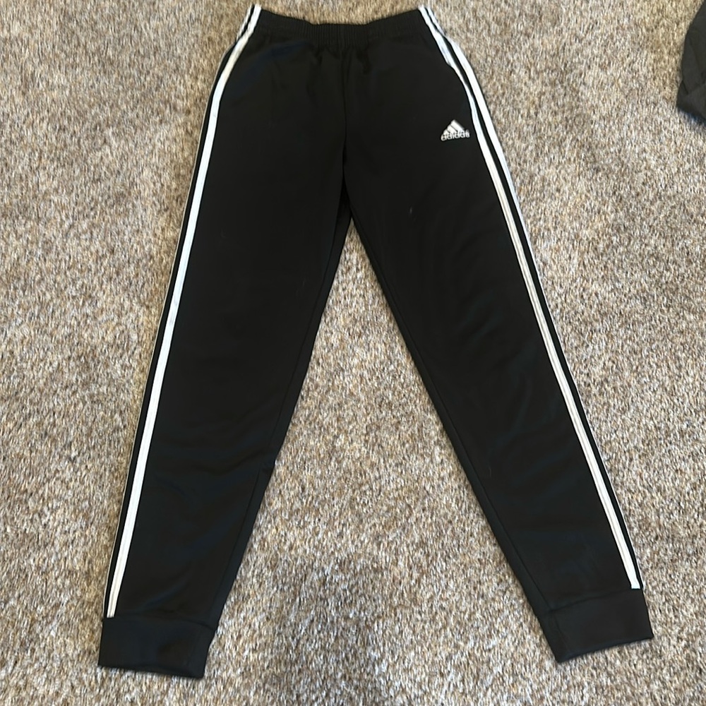 ADIDAS - size 14-16-black